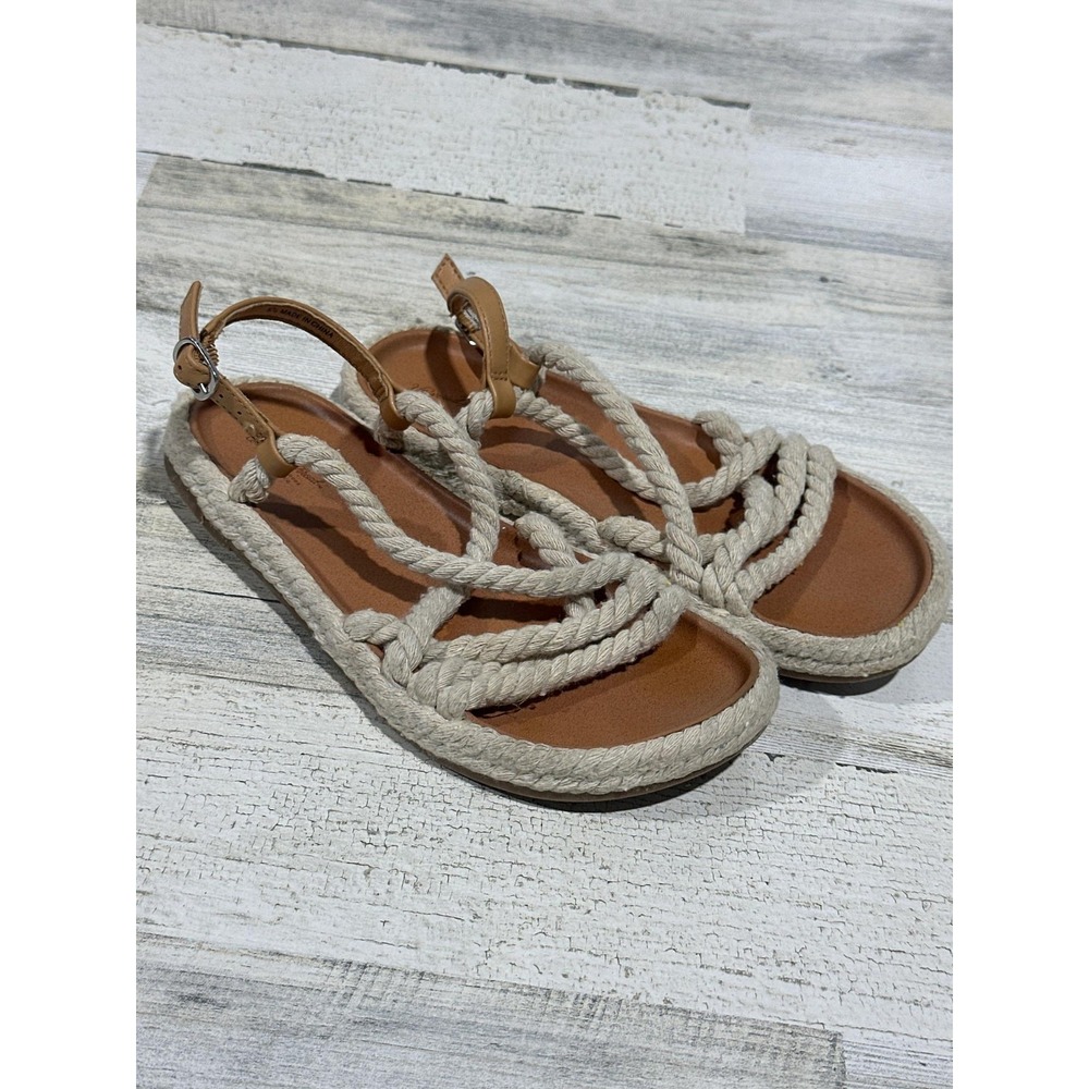 Universal Thread Rope Sandals Womens 6.5 Tan Braided Strappy Coastal Boho EUC